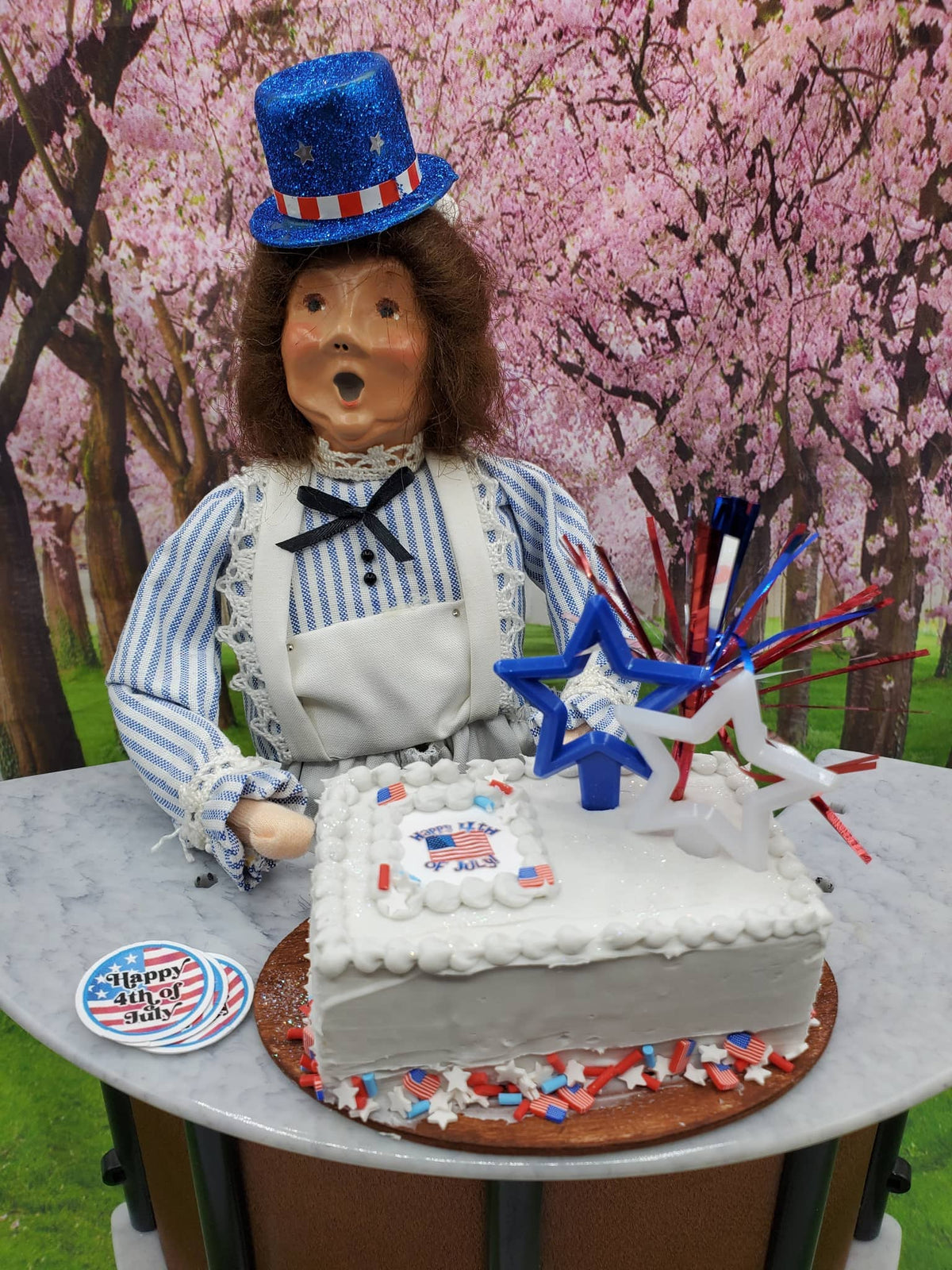 Chef Gina's® Mini Food 4th of July doll cake 1:4th scale dolls with festive decorations and a patriotic theme
