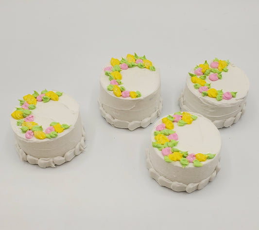 Flowered Spray Bakery Cake for 1:6th Scale Dolls
