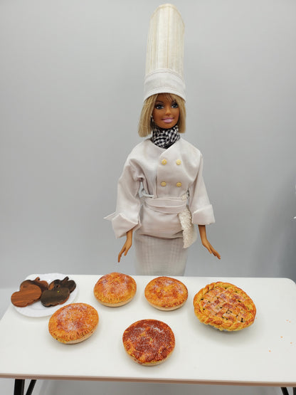 1:4th Scale Pumpkin Cookies for Dolls