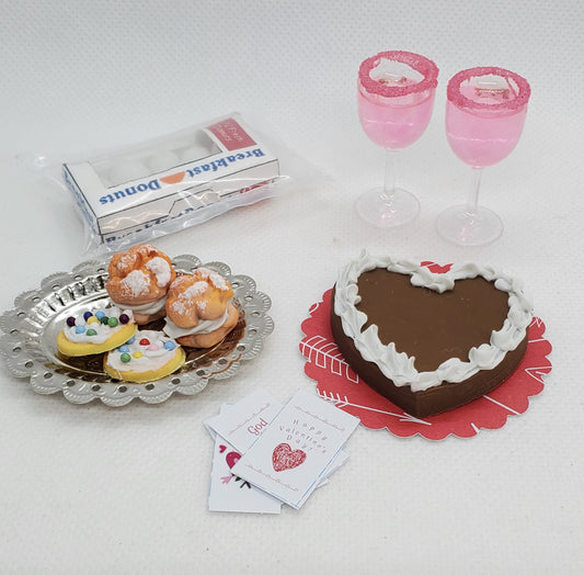 Valentine's Day Party Set for 1:6th Scale Dolls