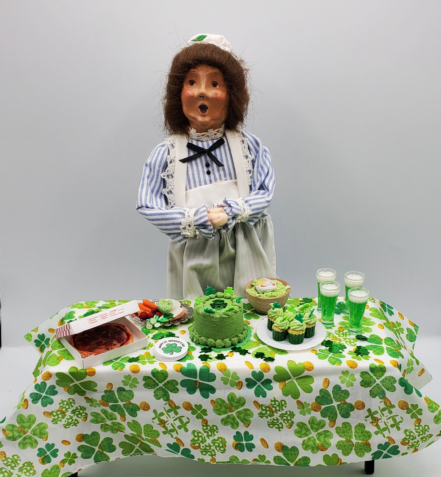 St Patrick's Day Mini Food 1:6th scale Party Set